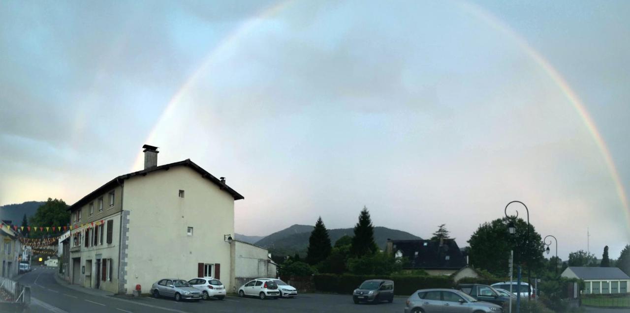 Appartamento Le Loubens Arette Esterno foto